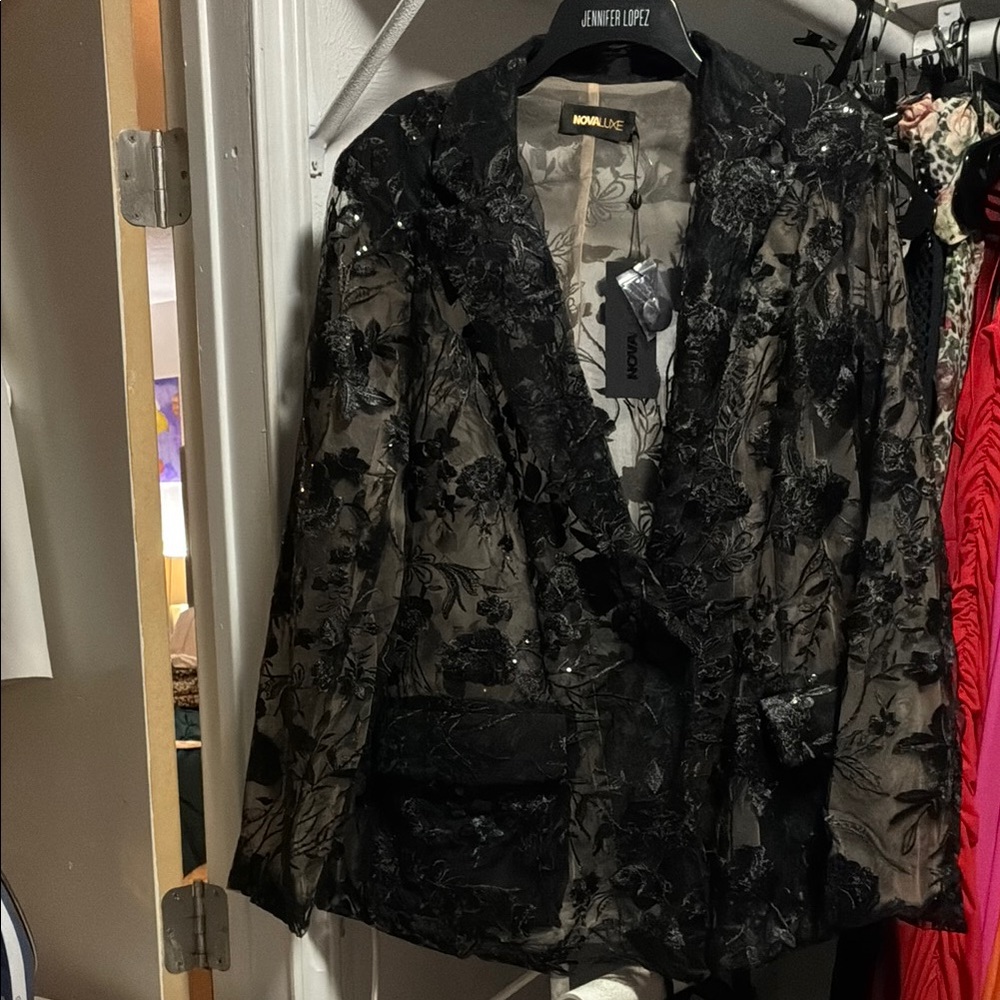 Fashion Nova Black Blazer with Floral Texture